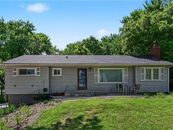 7940 N Broadway St, Kansas City, MO 64118