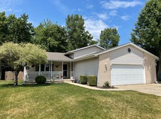 1114 Capitol Dr, Hobart, IN 46342