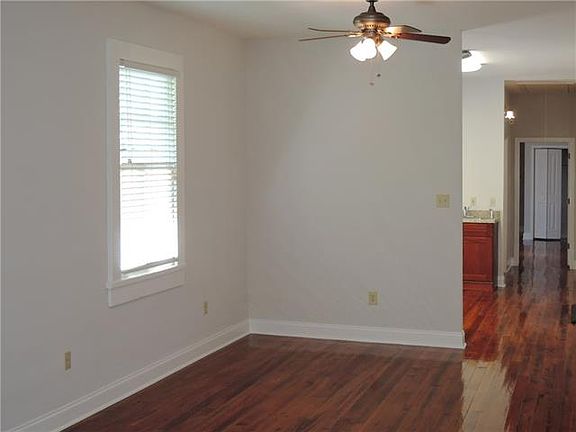 3rd image of 223 S Saint Patrick St
