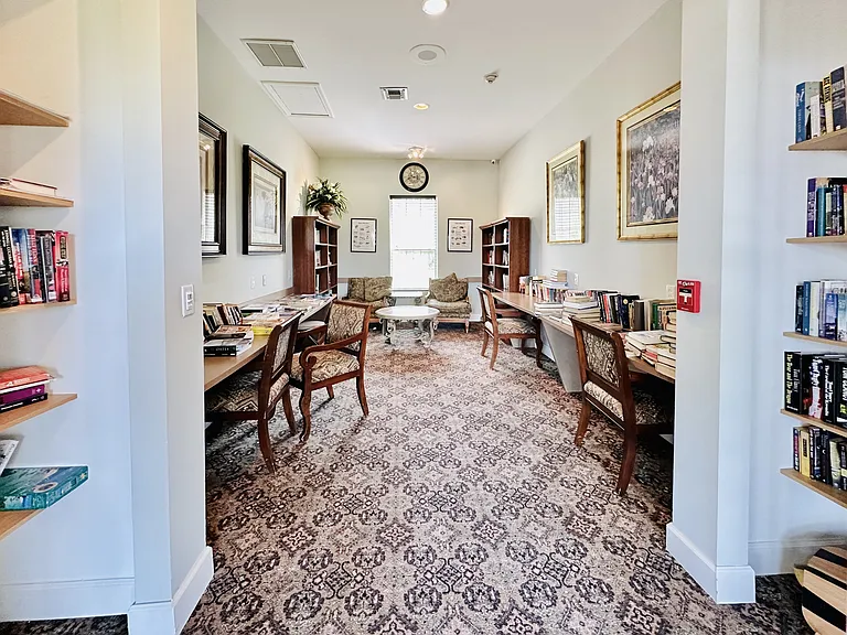 1820 Florida Club Cir #CIRCLE2210 — Photo 42