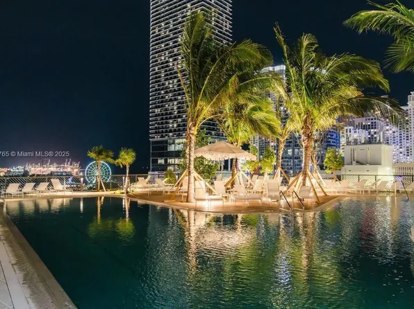 159 NE 6th St #3205, Miami, FL 33132