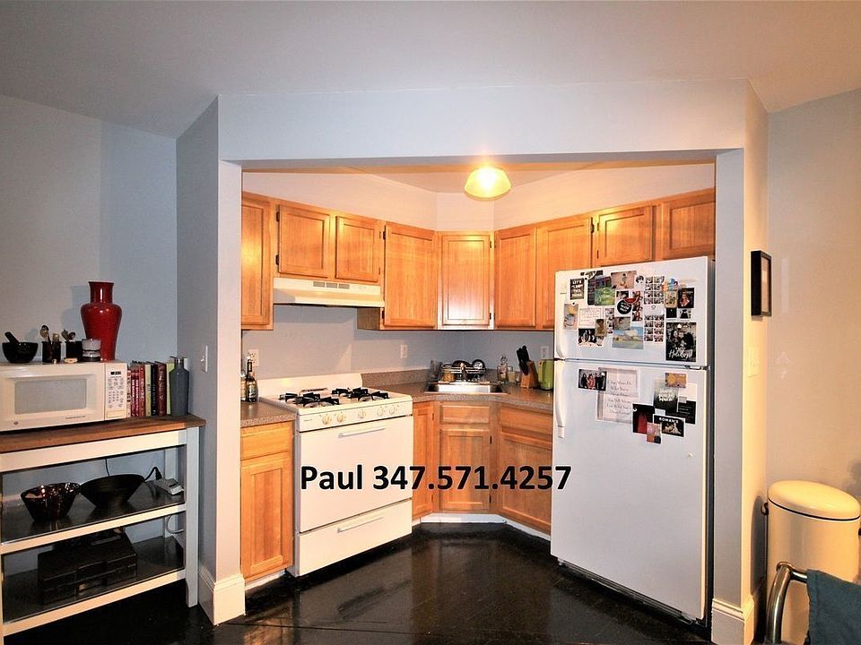 2nd image of 149 Jefferson Ave #2A