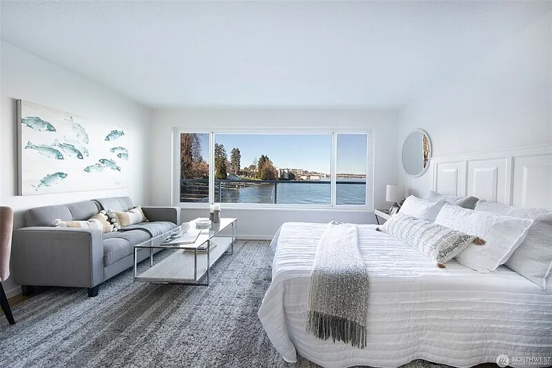 Studio, 1.0 bath, 364 sqft, $2,500 — Photo 3