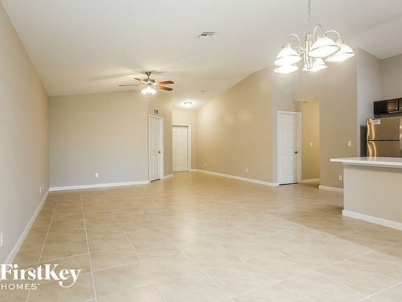 4th image of 2909 SW Bright St