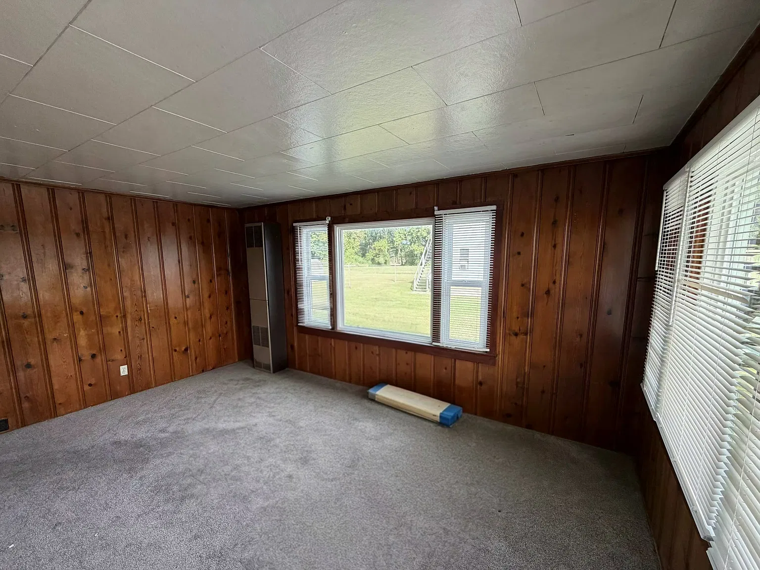 2 bed, $950 — Photo 2