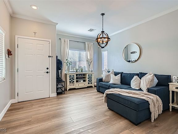 5th image of 6092 Alameda Padre Ave