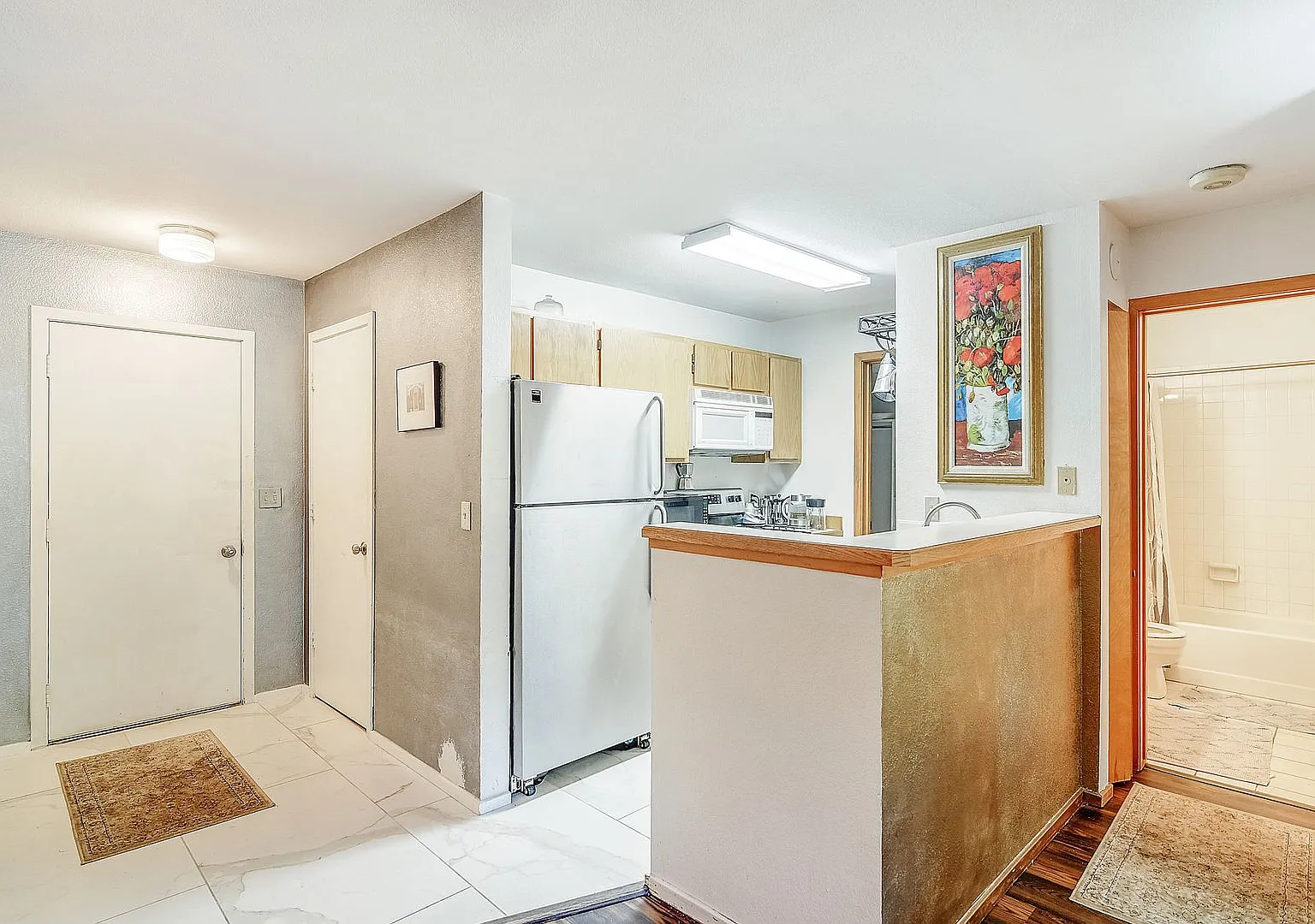 Frisco! Offered Furnished Or Unfurnished! 1 Pet Negotiable! An Artist's Retreat! Must See. — Photo 4