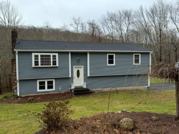 27 Old Skinner Street, East Hampton, CT 06424