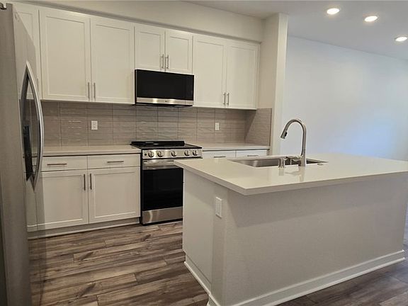 5th image of 9525 Hannah Way