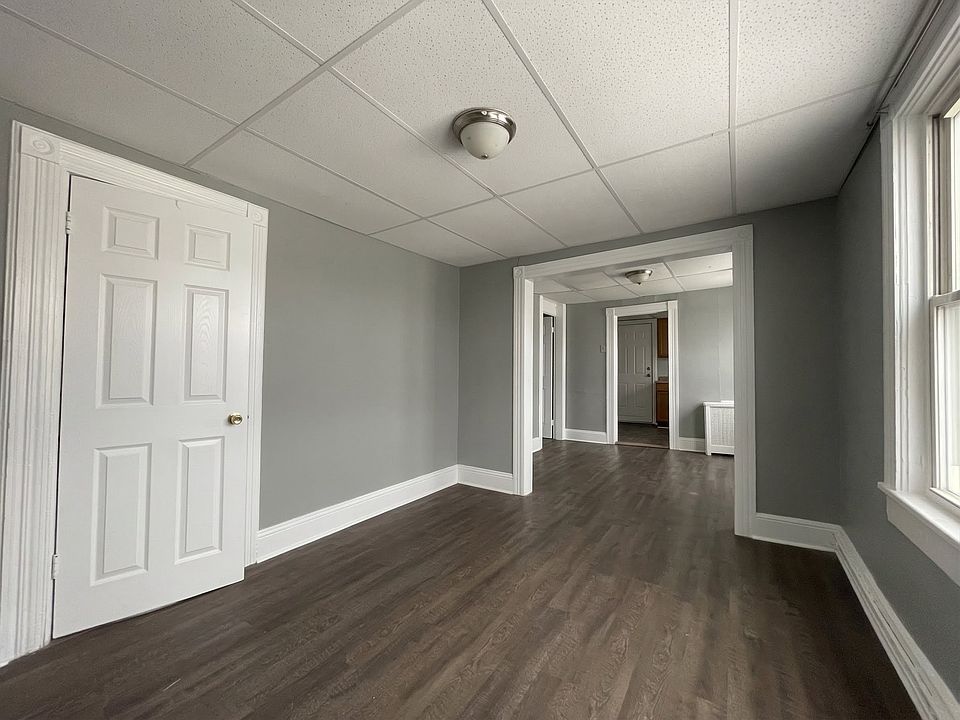 1st image of 307 Main St APT 2A