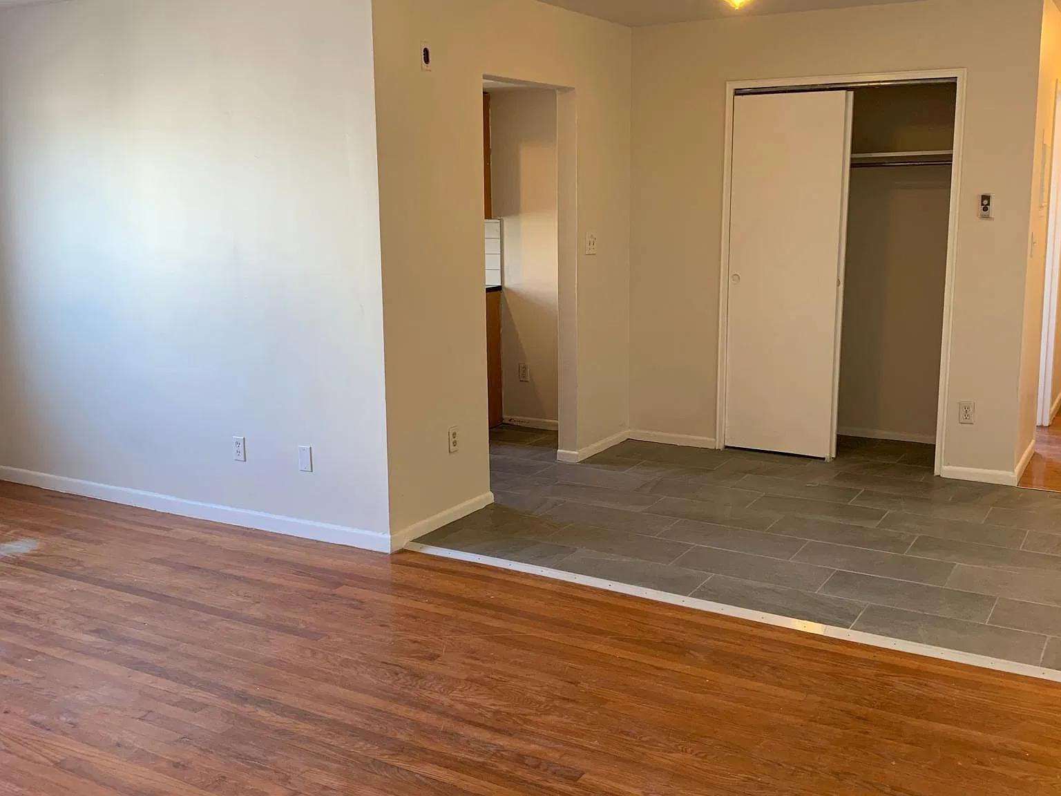3326 Palisade Ave — Photo 4