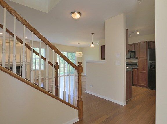 3rd image of 2445 Stoughton Cir