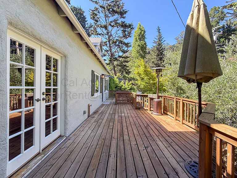 7352 Saroni Dr — Photo 16
