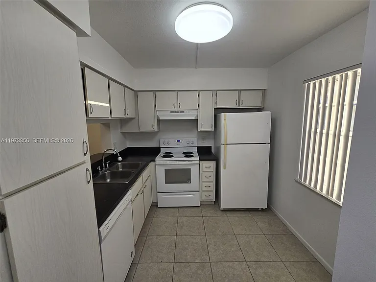 8750 Royal Palm Blvd #109-3 — Photo 1