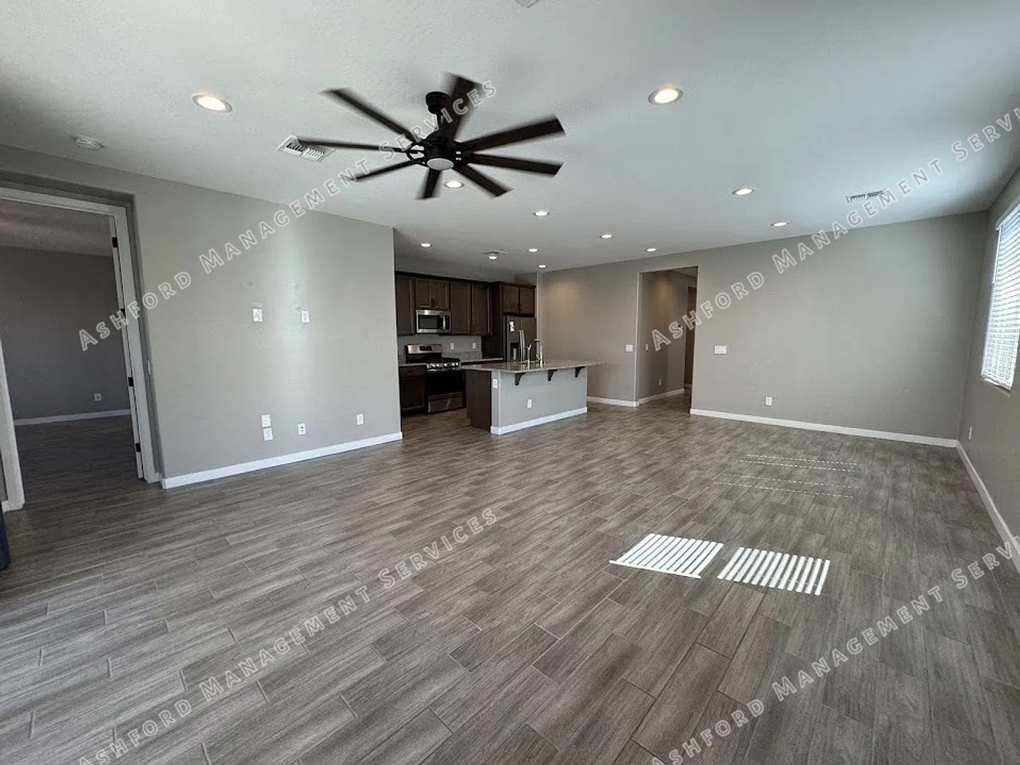 Move In Special Available For Immediate Move-In! Spacious 3-Bedroom + Den With Extra-Large Closet... — Photo 4