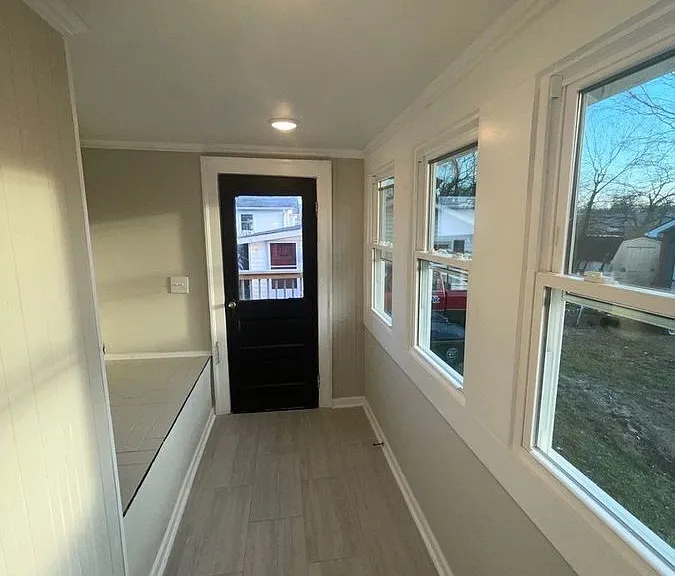 924 Delaware Ave — Photo 30