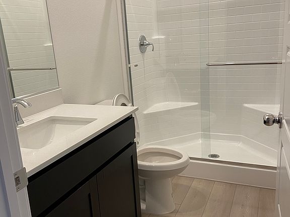 The full bathroom in the first floor