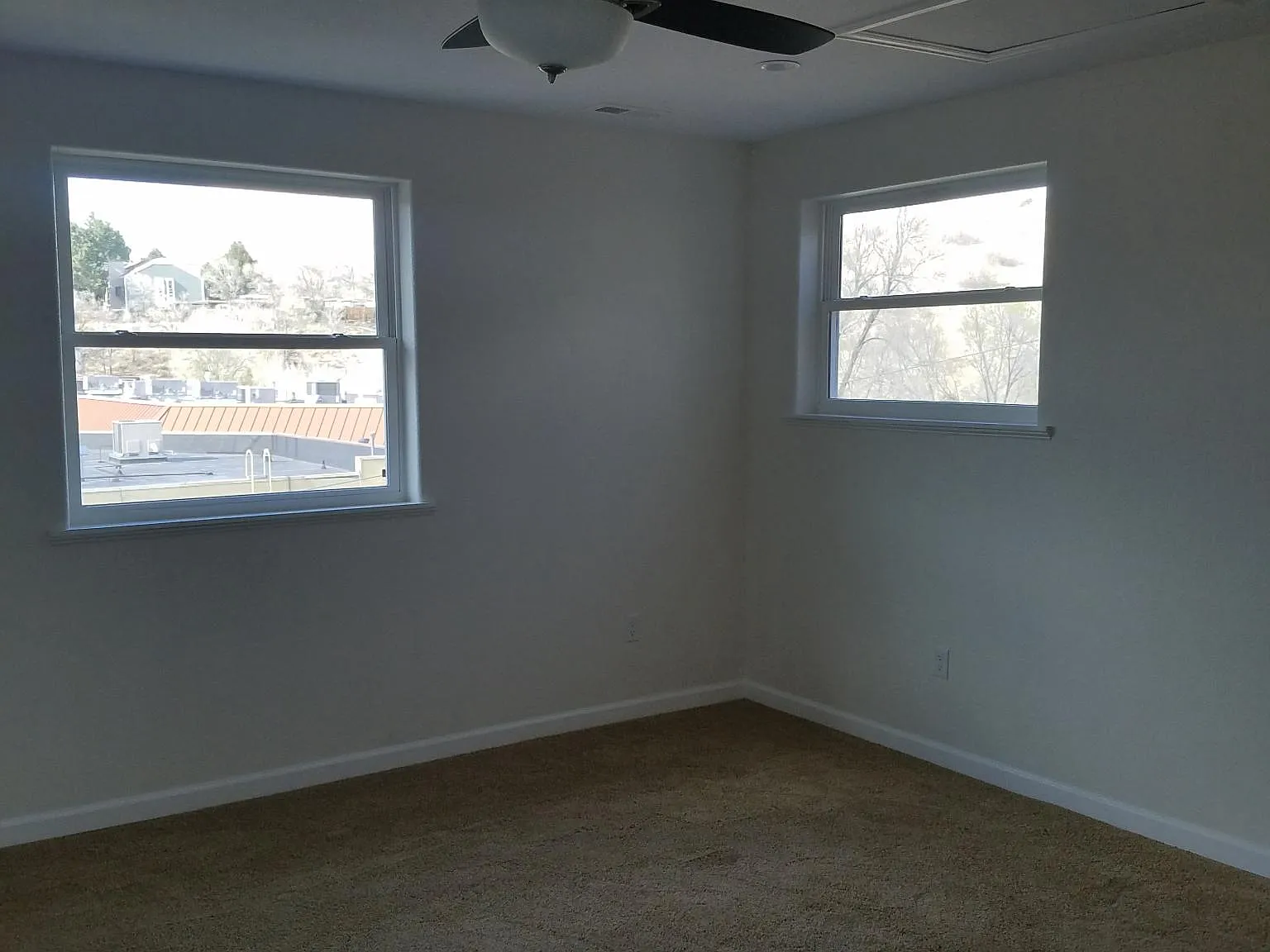 2 bed, 1300 sqft, $1,800 — Photo 3
