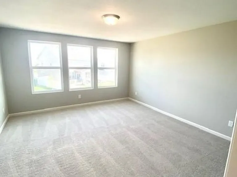 4810 Airlake Dr — Photo 10