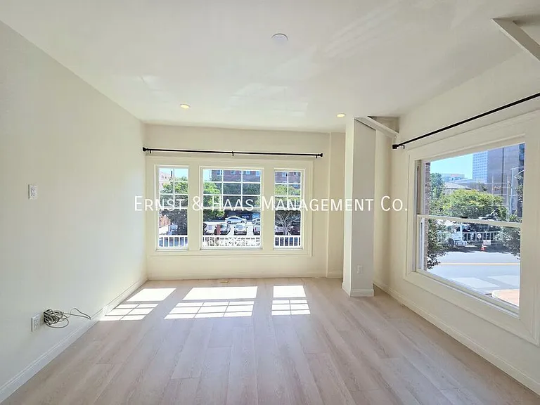 321 Chestnut Ave #4 — Photo 4