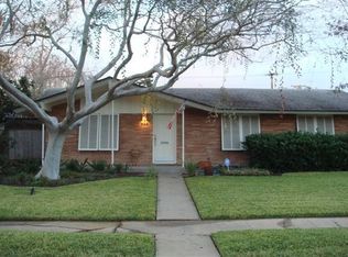 902 Barracuda Pl, Corpus Christi, TX 78411