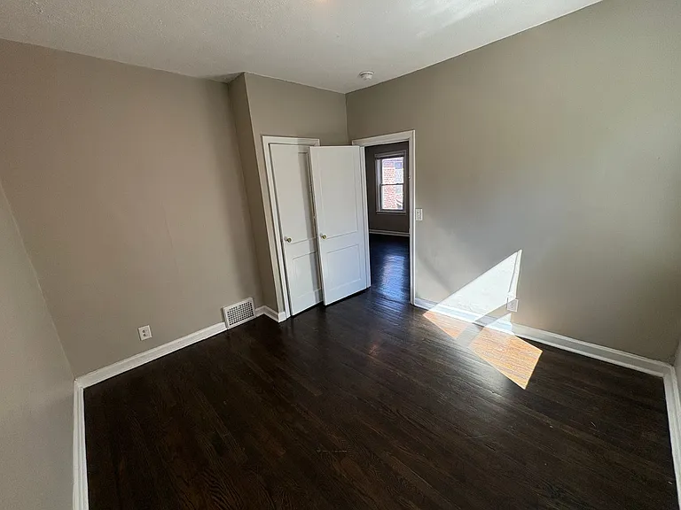 1015 Turner BLVD — Photo 4