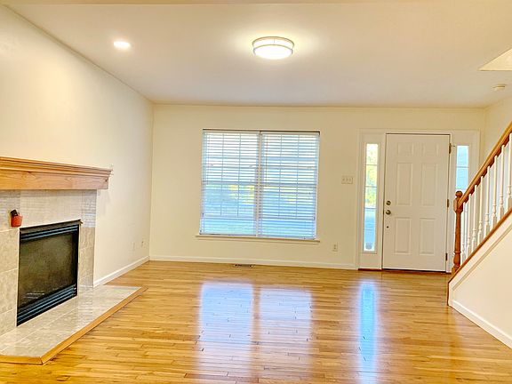 Great room with gas fireplace