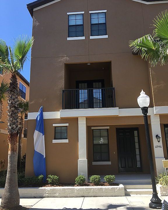 Corner townhome 