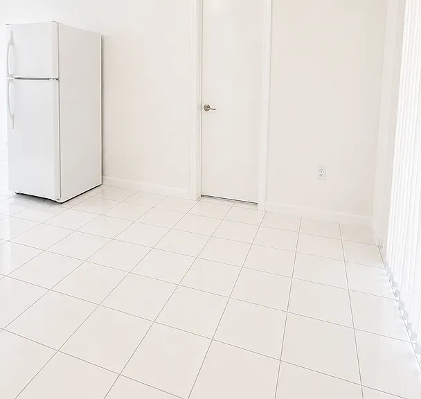 Allegro Apartments — Photo 18