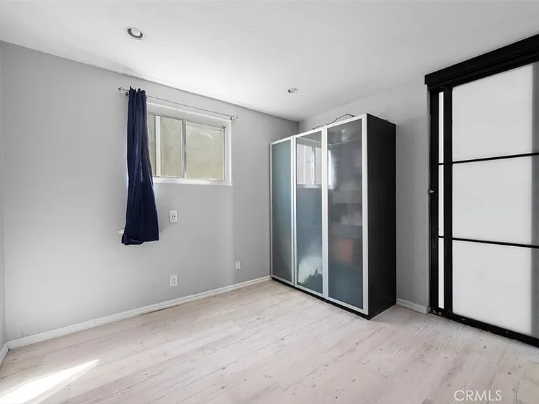 905 Dickson St #1 — Photo 23