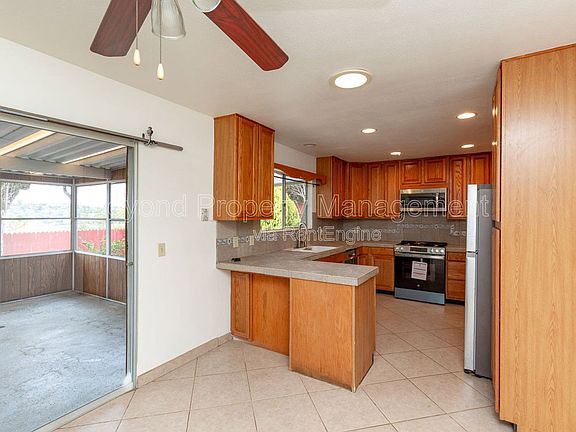 3rd image of 3725 Orion Dr