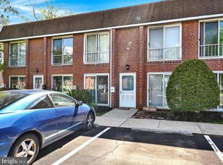 212 Saratoga Ct, Warminster, PA 18974