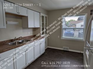 3201 S 35th St APT 1, Milwaukee, WI 53215