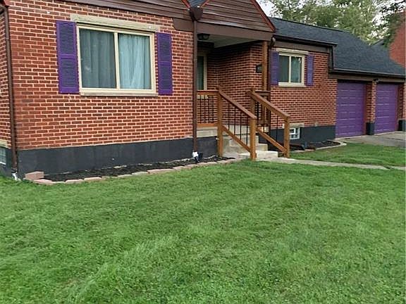 3rd image of 4022 Myron Ave