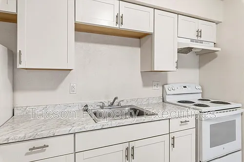 319 E Mohave Rd #109 Photo 1