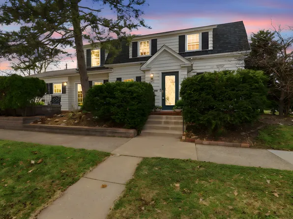 571 Griggs St S, Saint Paul, MN 55116