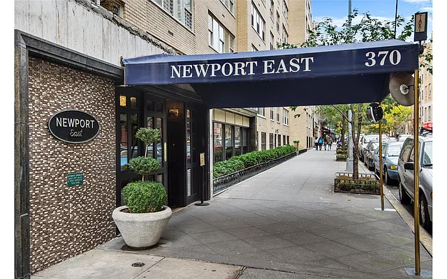 Sold by Douglas Elliman | media 10