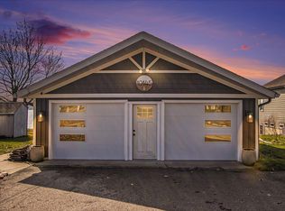 10145 Woodlawn Dr, Portage, MI 49002
