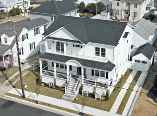 119 N Barclay Ave, Margate, NJ 08402