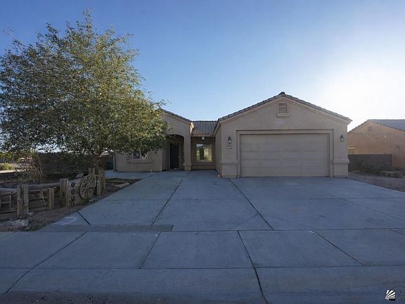 2nd image of 3703 S Falcon Dr