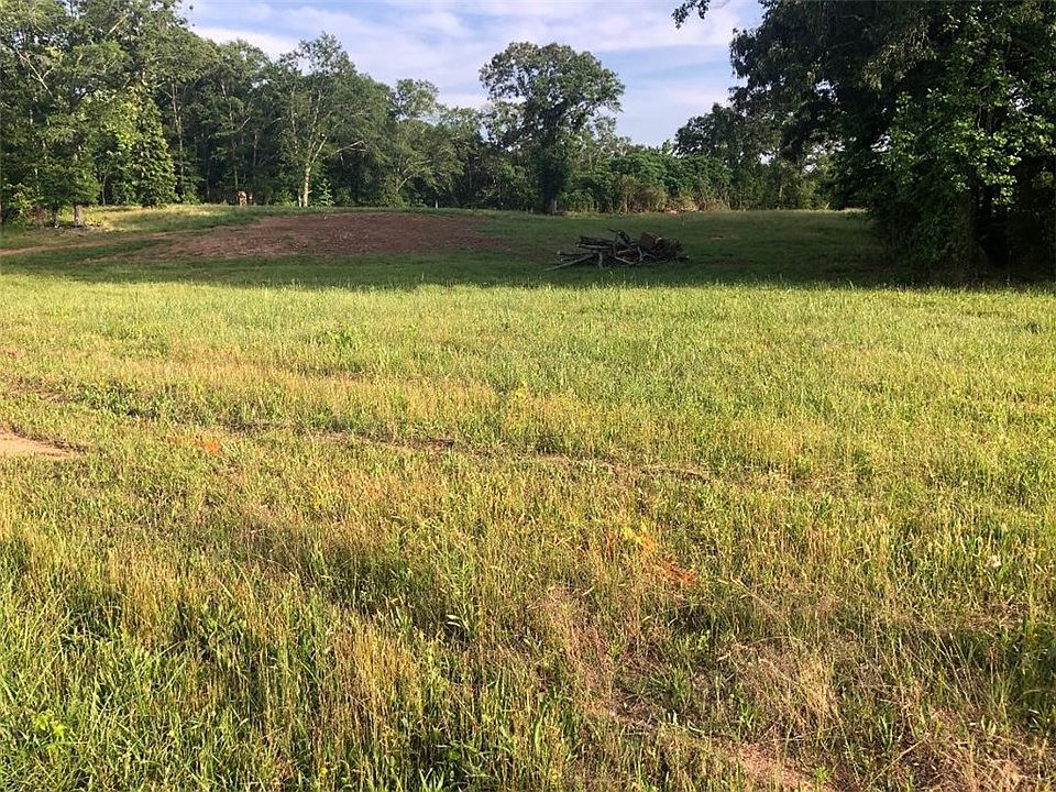 1st image of 108 Burbank Dr