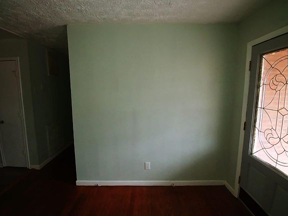 3rd image of 205 Preston Ave #1
