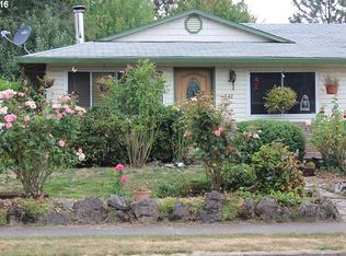 642 SE Locust St, Dundee, OR 97115