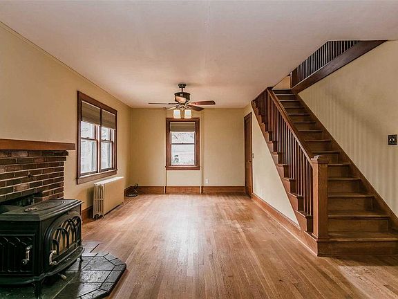 2nd image of 275 Newton Ave