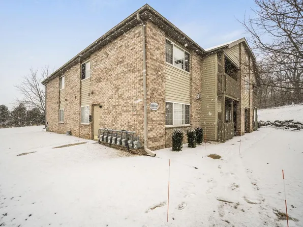 W169S7647 Gregory DRIVE #C, Muskego, WI 53150