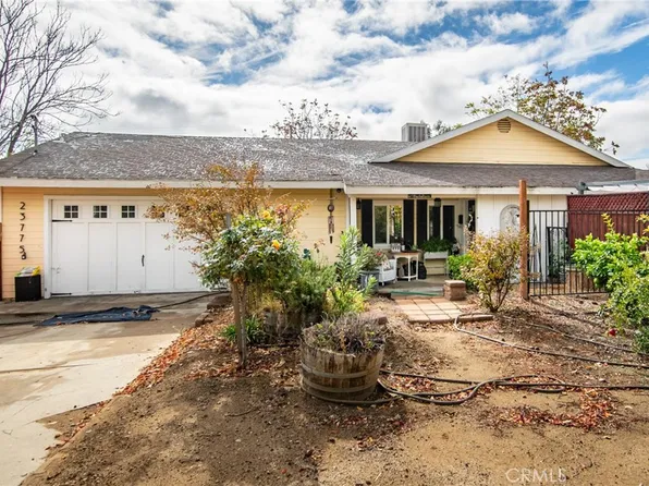 23775 Goetz Dr, Canyon Lake, CA 92587