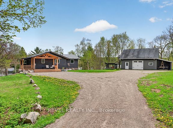 2nd image of 300 Green Ln