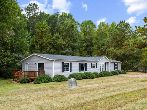 1512 Willow Downs Cir, Willow Spring, NC 27592