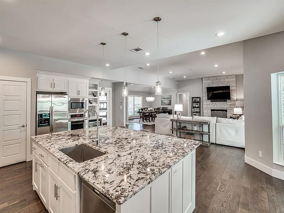 4th image of 4040 Fawnhollow Dr