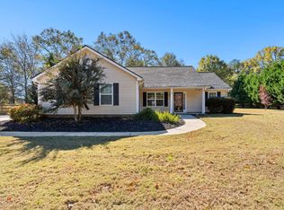47 Matthews St, Senoia, GA 30276